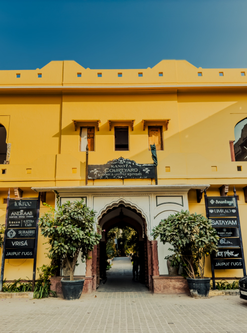 Ditch the Crowds, Discover Kanota Courtyard