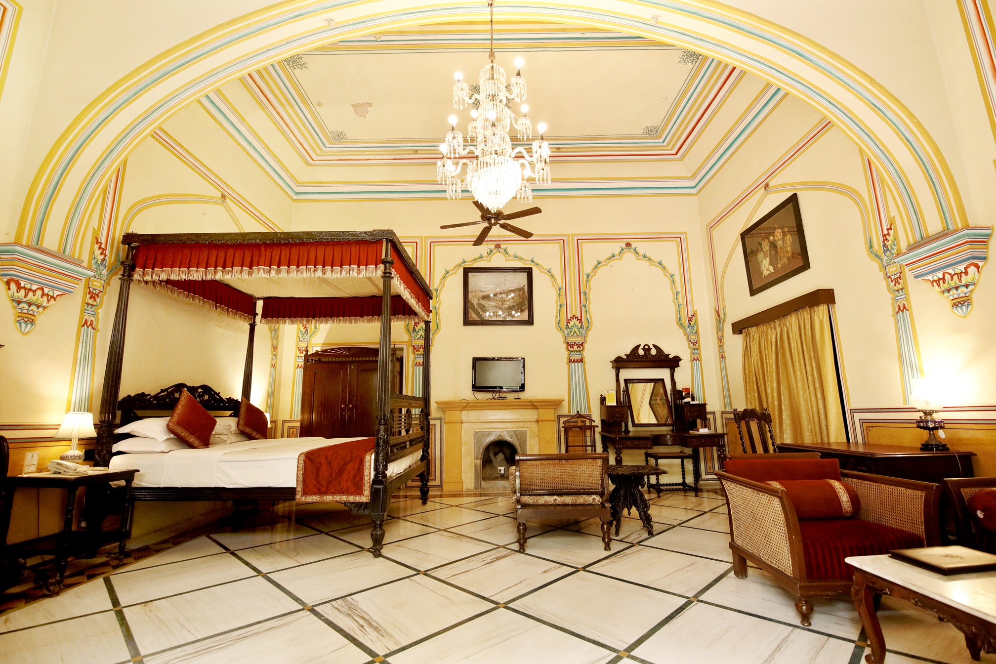 Romantic Heritage Retreat